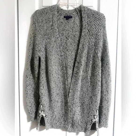 American Eagle Outfitters Gray Cardigan - Picture 1 of 6